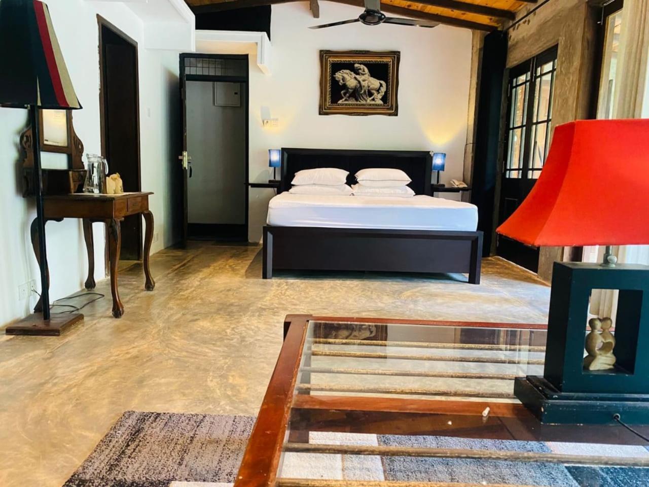 Aayu Hanthana Boutique Hotel 캔디 외부 사진